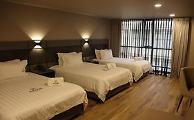 Giluxe Hotel